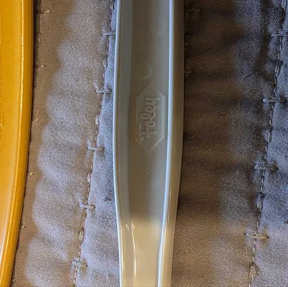 Vintage Kitchen Spoons and Slotted Utensils - Yellow, Blue, cream - Picture 4 of 5